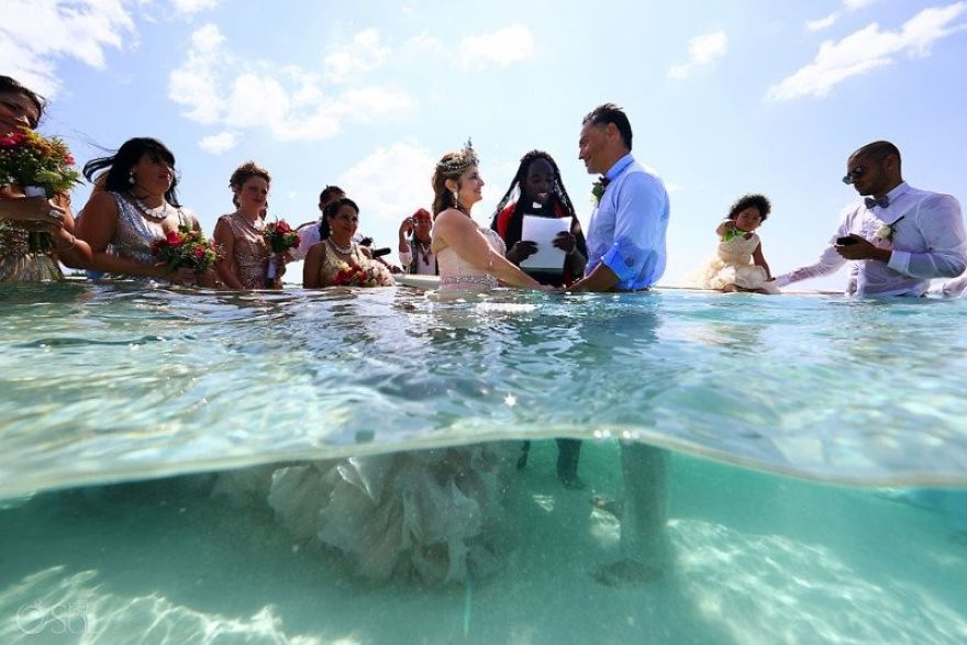 These Wedding Photos Were Shot In The Middle Of The Ocean