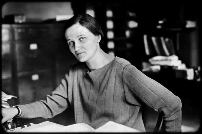Cecilia Payne-gaposchkin (1900-1979) Astrophysicist Who Explained The Composition Of Stars. .