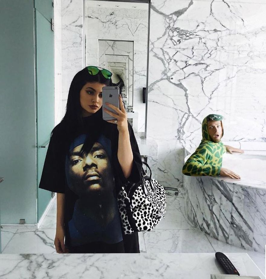Guy Becomes Best Friends With Celebrities By Photoshopping Himself Into Their Pics (New Pics)