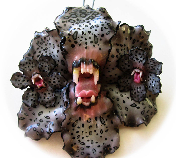 I Make Delicate Carnivorous Flowers (carnifloras Or Fleeth) Using Polymer Clay And Natural Gems