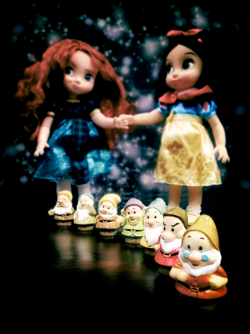 I Photographed Disney's Princess Dolls, Just To Have Some Fun