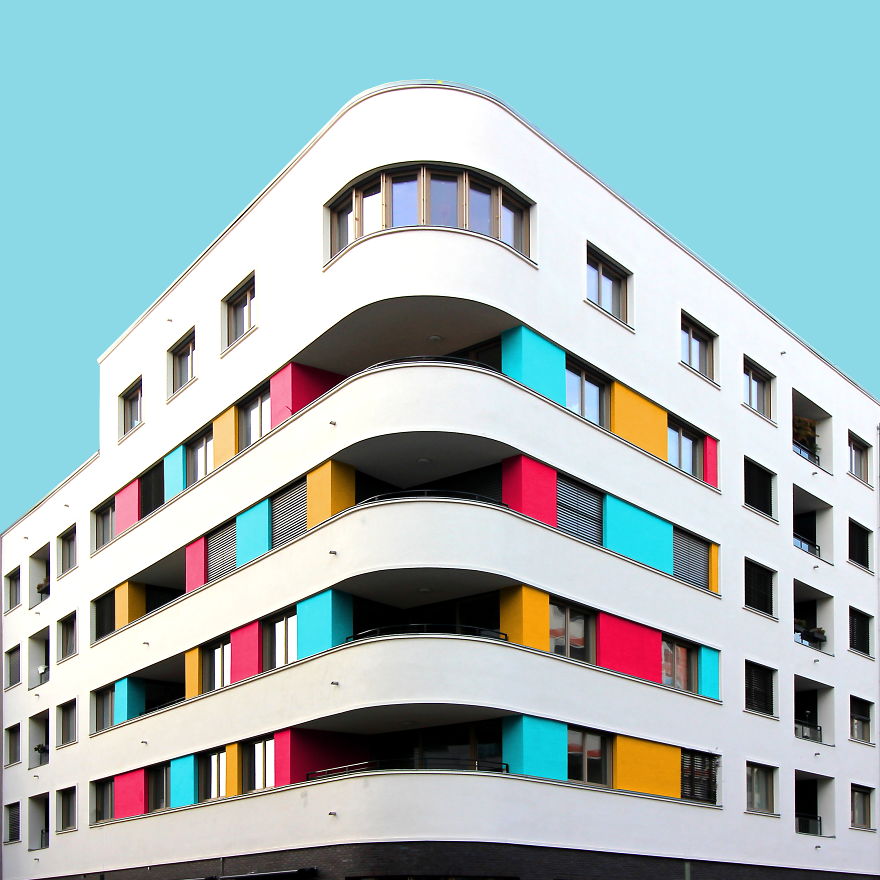 I Got Bored By The Gray Cityscape Of Berlin So I Started To Colorize Buildings With Photoshop