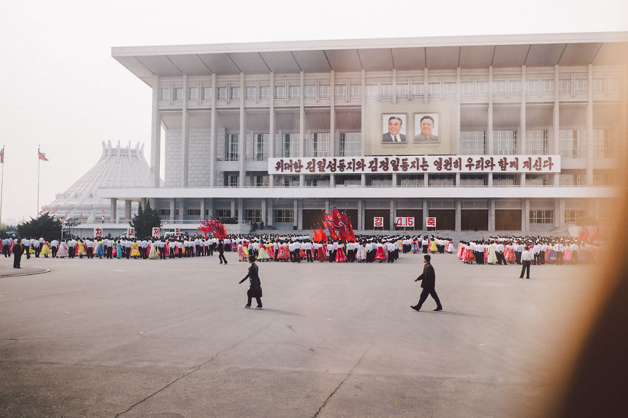 I'm A Freelance Photographer That Went To North Korea. Here's What I Saw