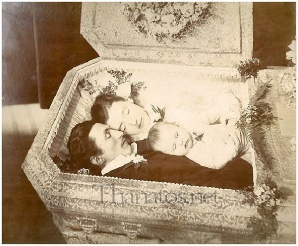 Teod | 5 Vintage Post Mortem Photographs And Their Backstories Teod | 5 Vintage Post Mortem Photographs And Their Backstories