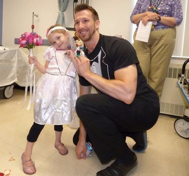 This 4-Year-Old Leukemia Patient &ldquo;married&rdquo; Her Nurse And It&rsquo;s Just The Sweetest