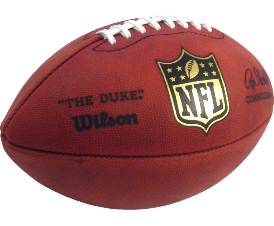 Top 10 Unique Man Cave Essentials (Sports Edition) Top 10 Unique Man Cave Essentials (Sports Edition)
