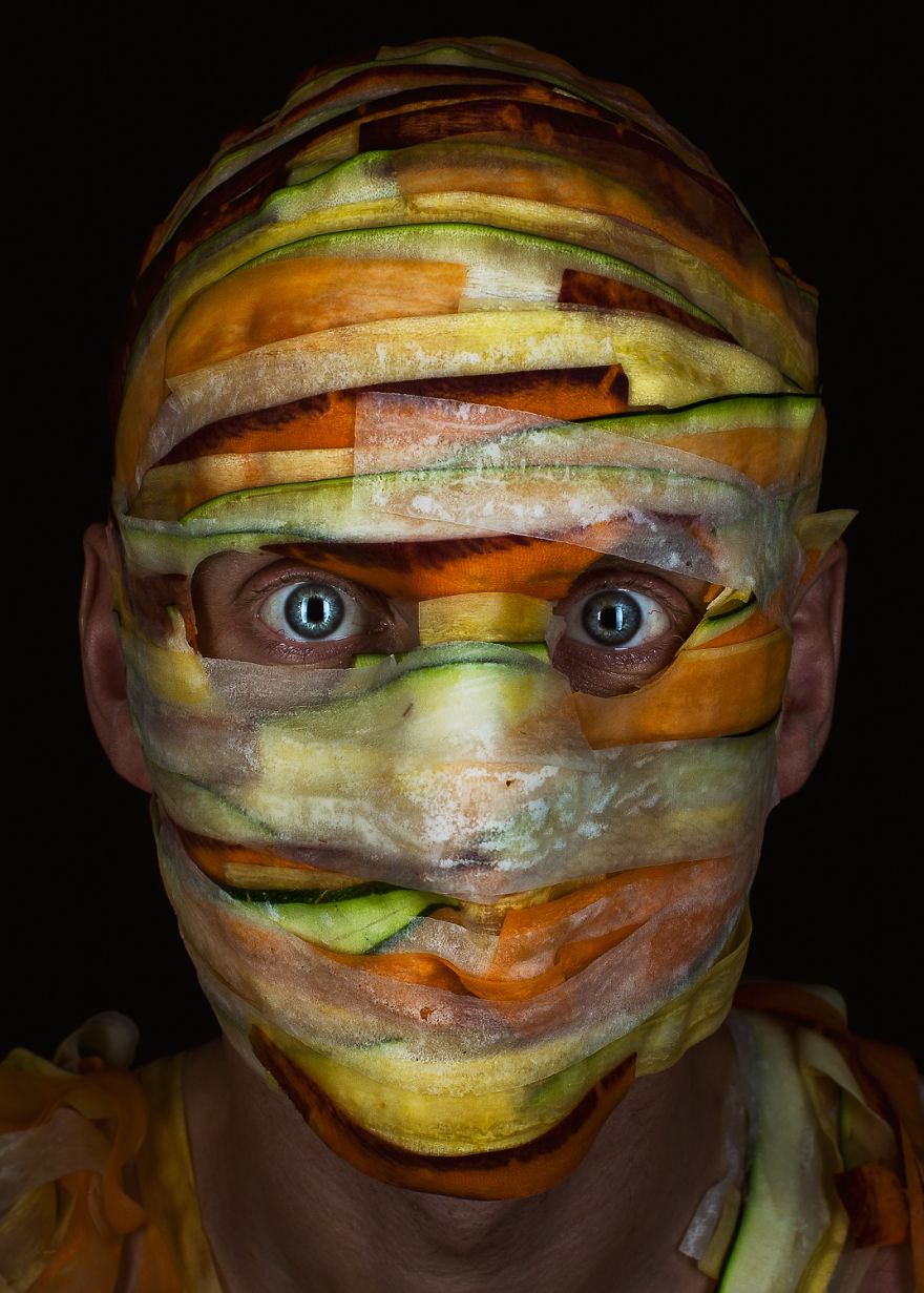 World Class Chef Serves Dishes On His Face To Prove A Point