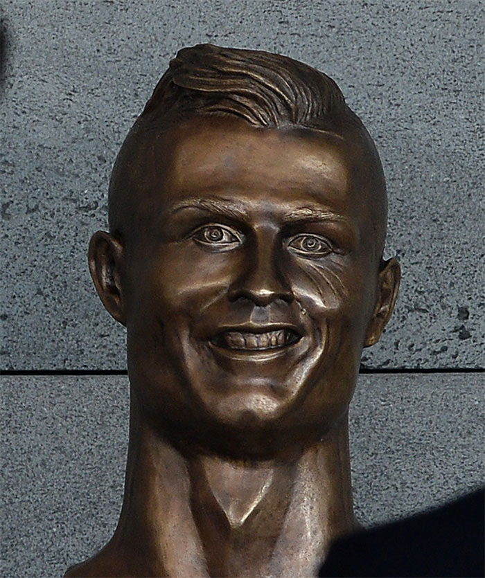 112 Of The Funniest Reactions To Cristiano Ronaldo S New Statue