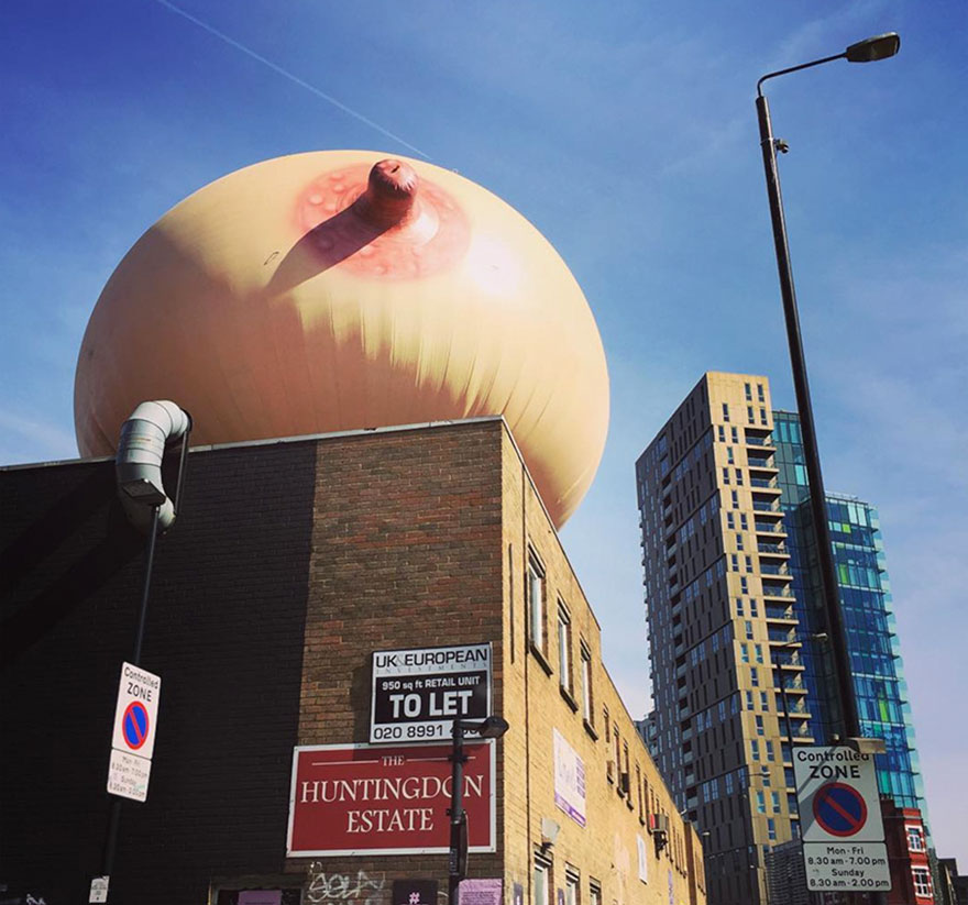 giant-inflatable-breast-breastfeeding-london-14