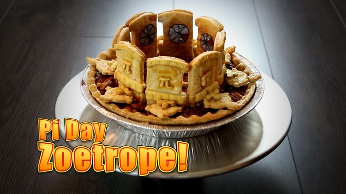 I Made An Edible Zoetrope Pie To Celebrate Pi Day!