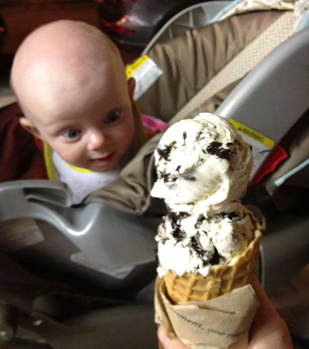 My Daugther's First Time Seeing Ice Cream