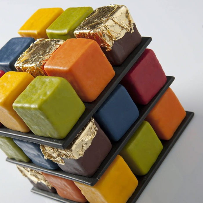 Rubiks-cube-cake-pastry-cedric-grolet