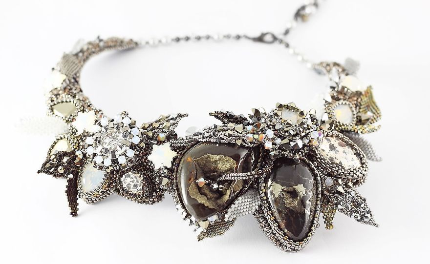 Gorgeous Seed Bead Webs: 12 Amazing Jewelries By Apollinariya Koprivnik