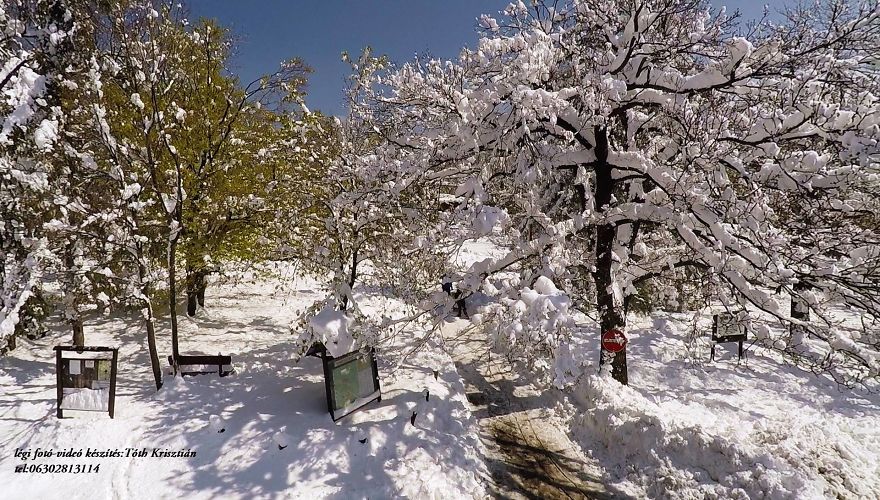 Hungary Dobog&oacute;kő April Snowfall !! 2017.04 21 (Aerial Photos)