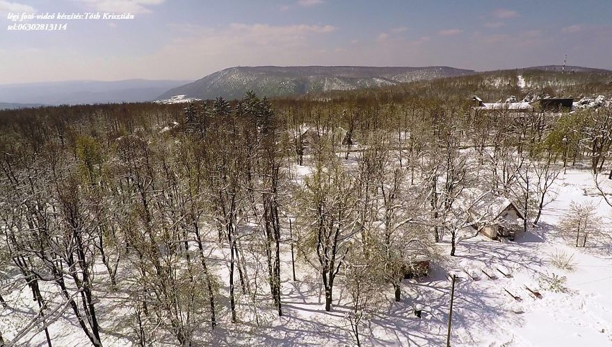 Hungary Dobog&oacute;kő April Snowfall !! 2017.04 21 (Aerial Photos)