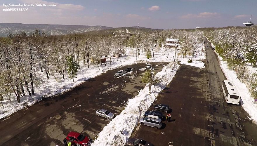Hungary Dobog&oacute;kő April Snowfall !! 2017.04 21 (Aerial Photos)