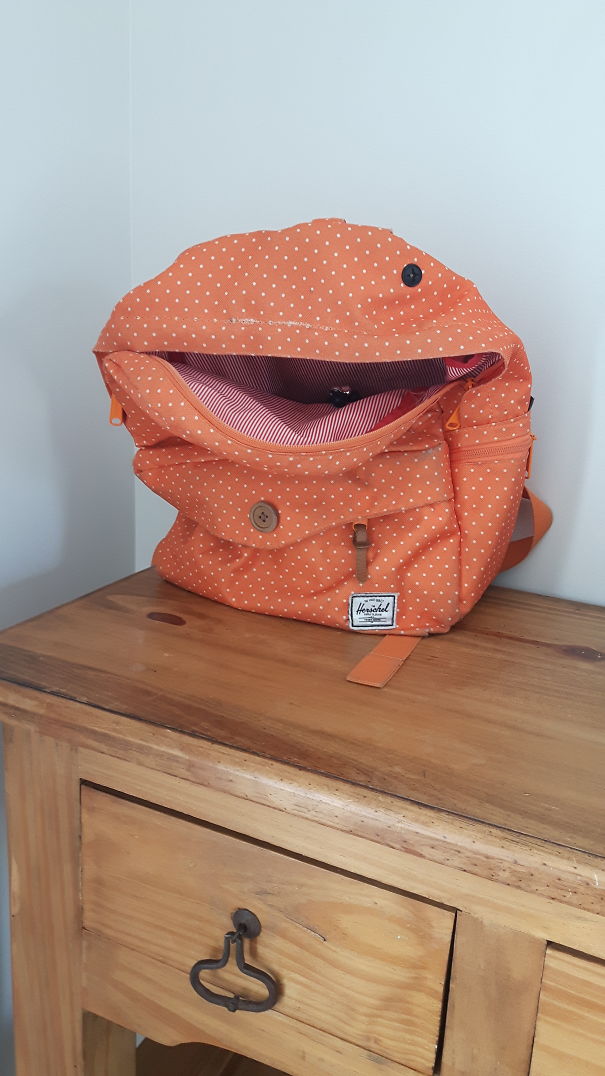 Happy Backpack
