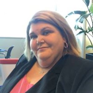 lauralbennett73 avatar