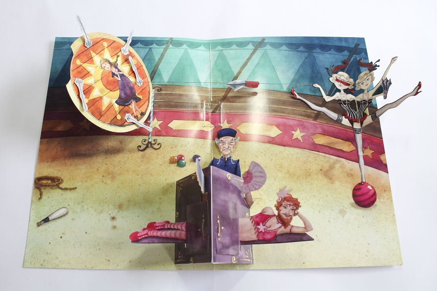 A Pop-Up Book Of A Vintage Circus