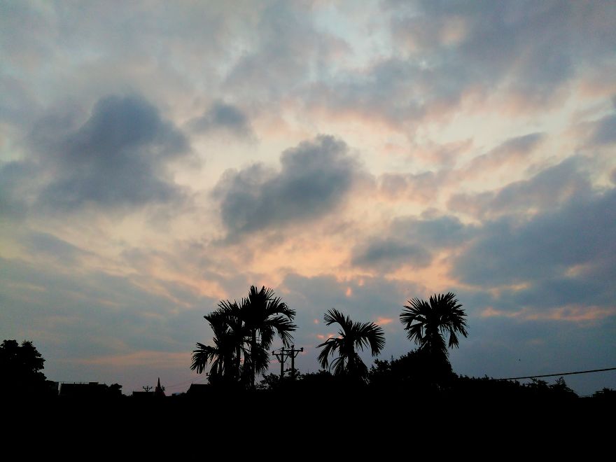 I Take Photos Of Sunsets With My Phone On My Roof To Practice