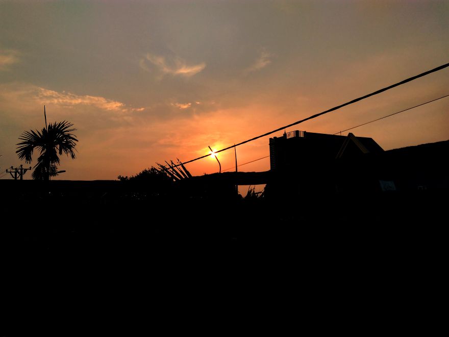 I Take Photos Of Sunsets With My Phone On My Roof To Practice