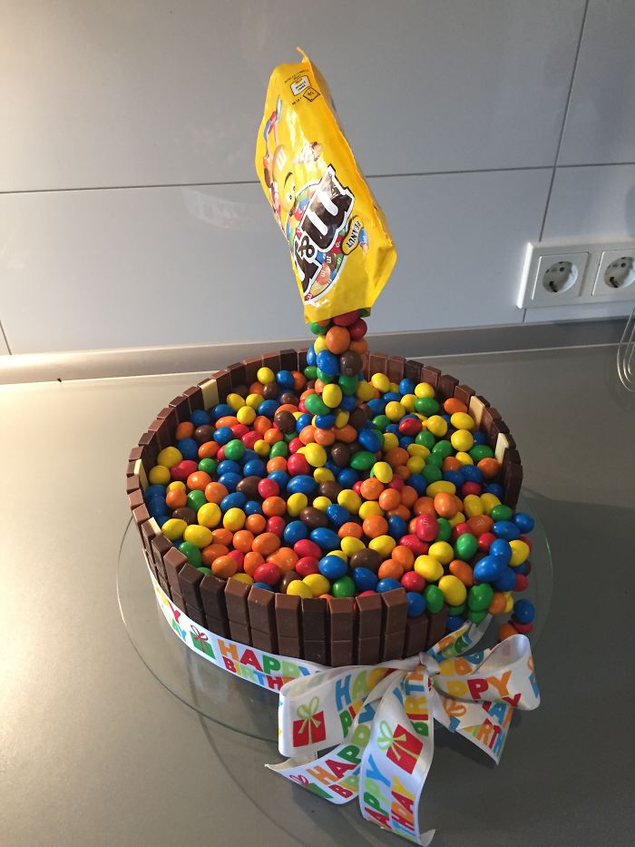 Friend Wanted To Make A Zero Gravity Cake For His Own Birthday - I Could Not Allow Him So I Made It For Him
