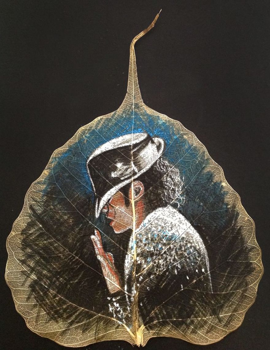 Indian Artist Paints Detailed Portraits On Skeleton Tree Leaves Indian Artist Paints Detailed Portraits On Skeleton Tree Leaves
