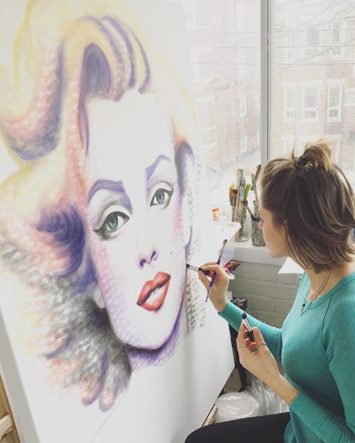 Kissed Art: I Use Only Lipsticks To Create These Paintings
