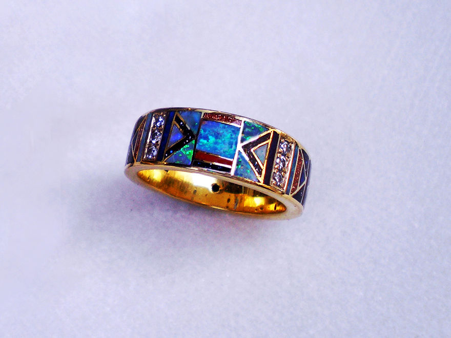 The Rainbow On Your Finger