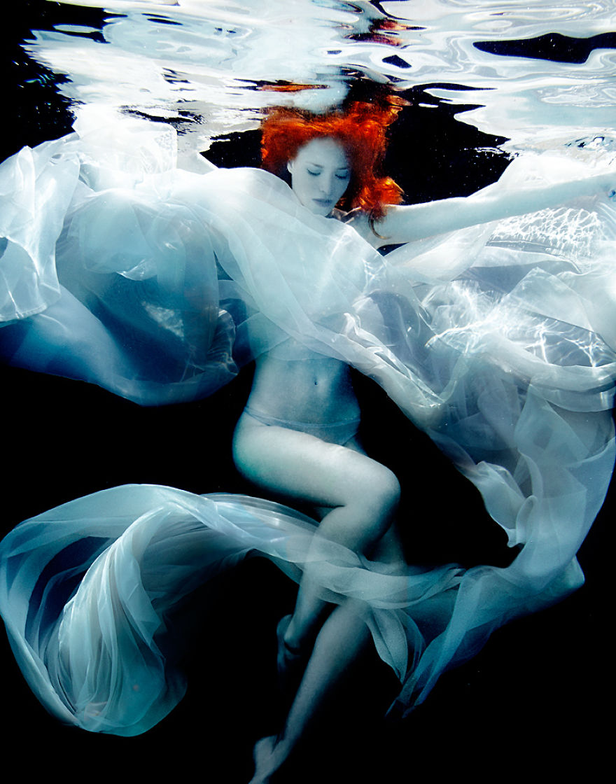 This Photographer Creates Magic Underwater With His "Fire In The Sky" Series