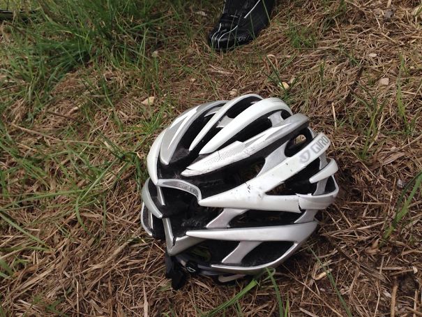 helmet-busted-head-survived-5902223d95008.jpg