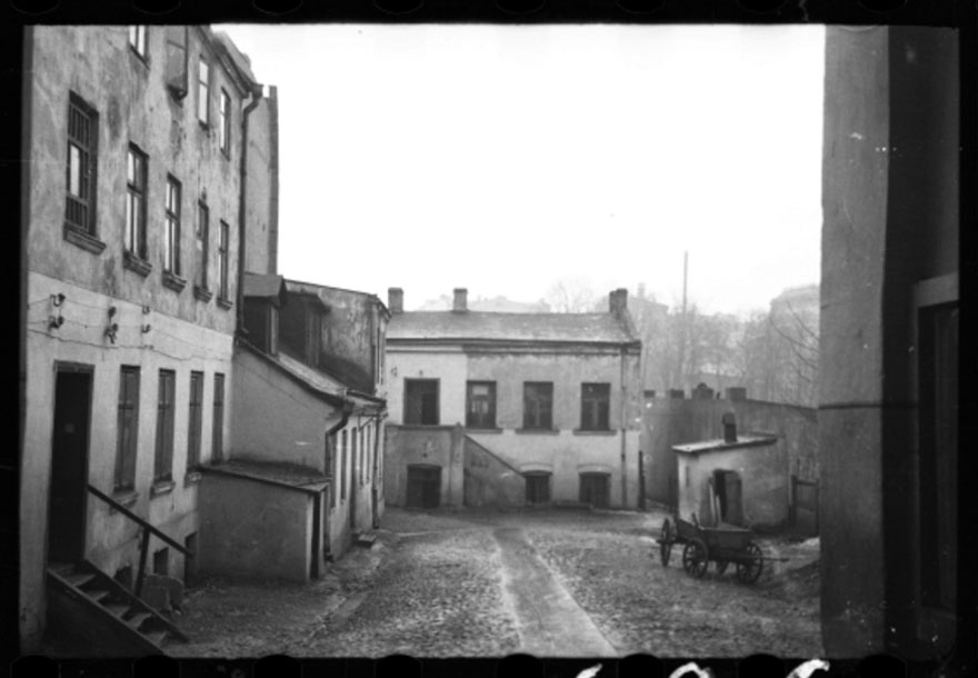 1940-1944: Ghetto Buildings