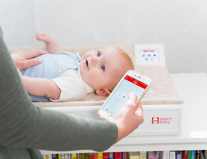 Smart Changing Pad That Tracks Your Baby's Weight And Growth Data