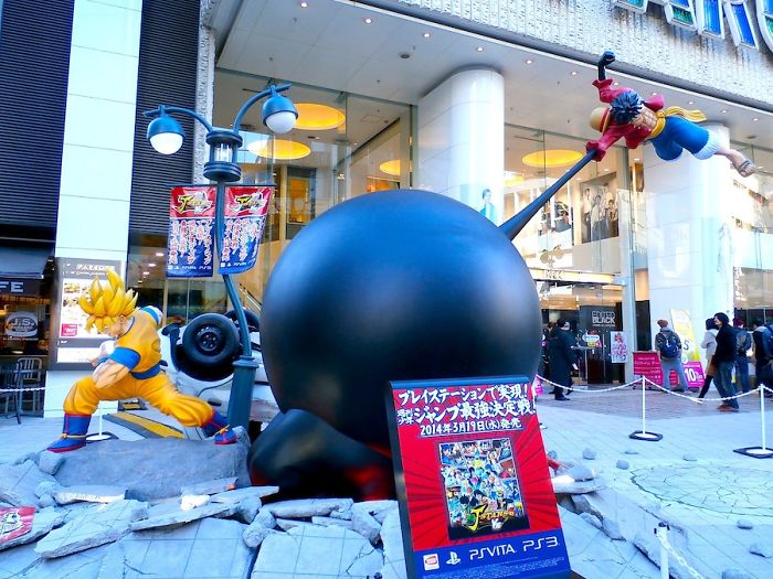 Goku Vs Luffy – Life-Size Anime Statues In Tokyo