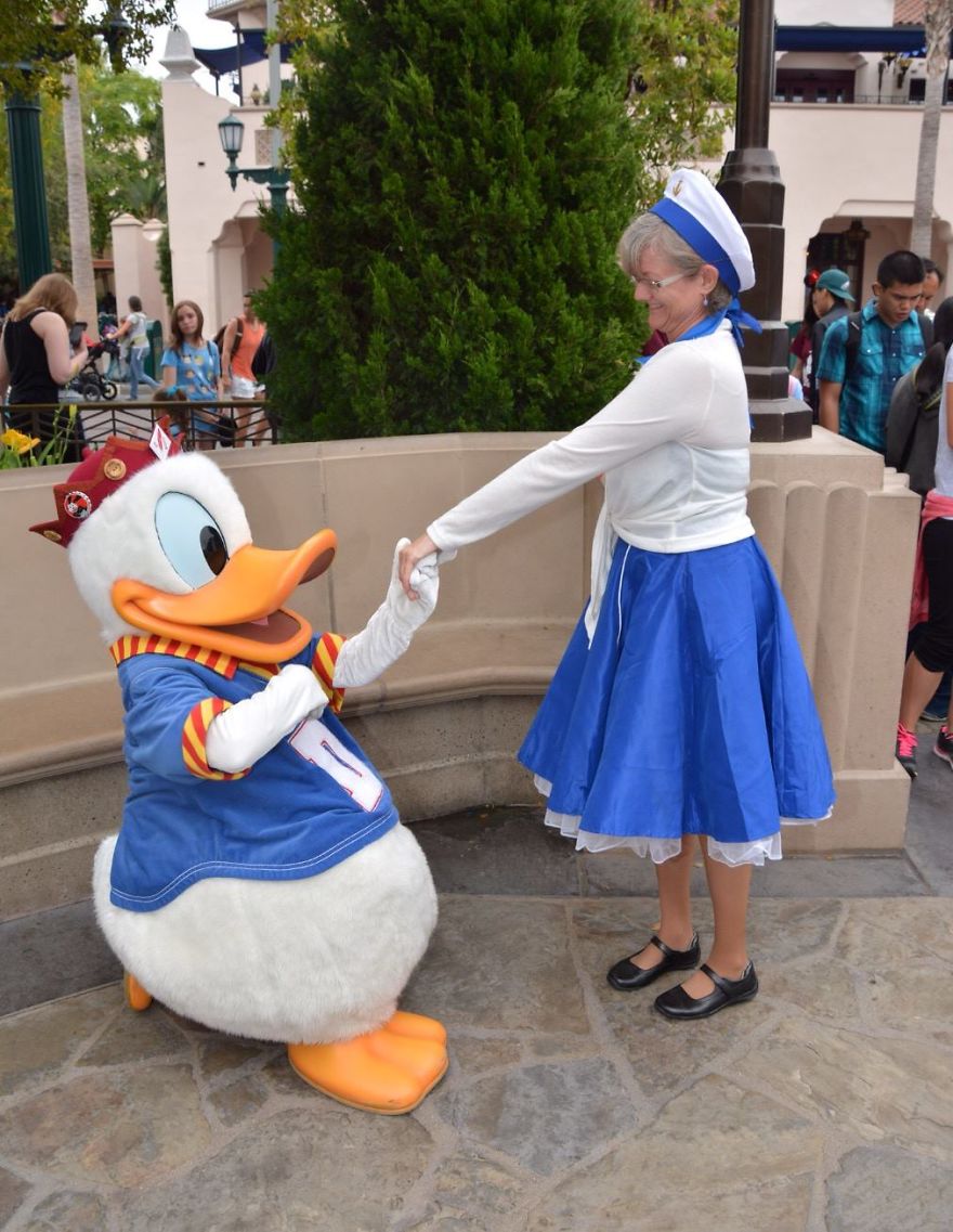 People Show Their Disney Love In Style For Dapper Day