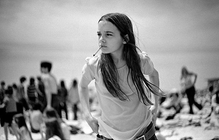 Nostalgic Portraits Of 1970s Rebel Youth Captured By High-school Teacher