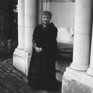 ann_edwards1701 avatar