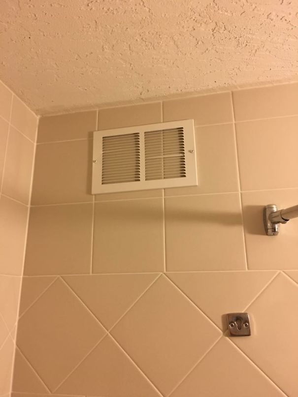 The Vent In My Hotel Shower Doesn't Seem To Work