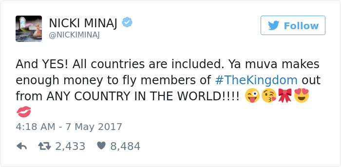 Nicki Minaj Says She’ll Pay Off Fans’ College Tuition If They Have Good Grades, And Here’s How People Reacted