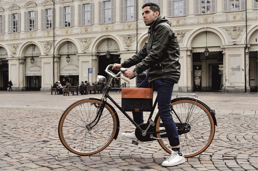 Escuro Bicycle Bag: Stylish, Functional & No Backpains