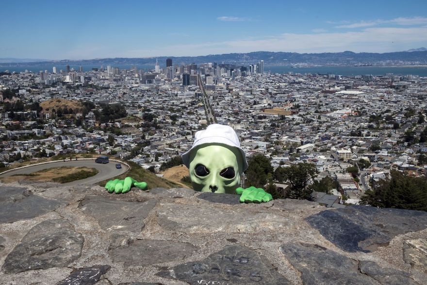 I Dressed Up As An Alien And Ran Around San Francisco