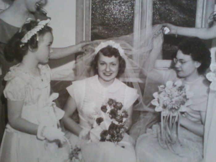 My Grandma On Her Wedding Day At 17yo In Late 40s