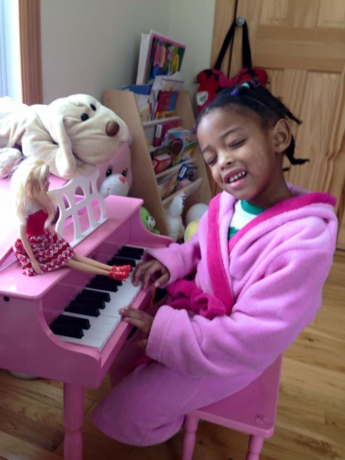 Daughter At 4 Years Old Playing Piano