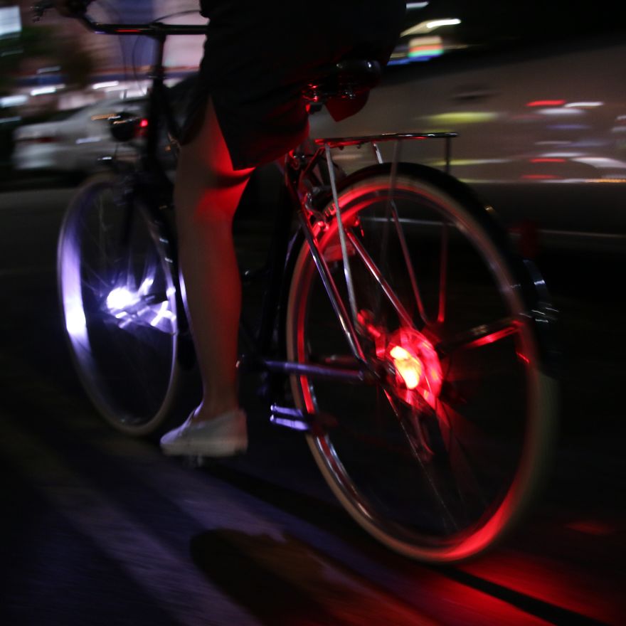 Keep Bicycles Brightly Lit Up At Night Keep Bicycles Brightly Lit Up At Night