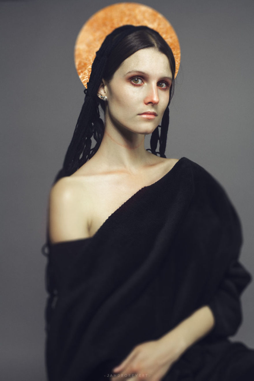 'my Confession', Stunning Portraits Blessed In Gold