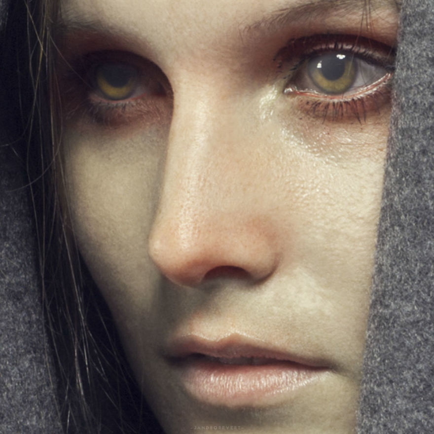 'my Confession', Stunning Portraits Blessed In Gold