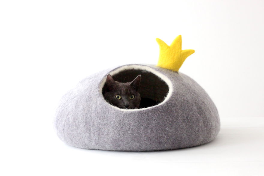 We Make Cat Beds From Fairy-Tales