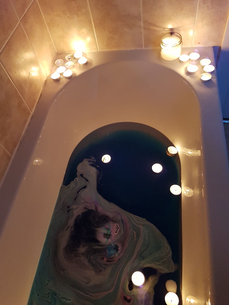 I Make Going Home And Relaxing In The Tub A Whole Other Level Of Chilling I Make Going Home And Relaxing In The Tub A Whole Other Level Of Chilling