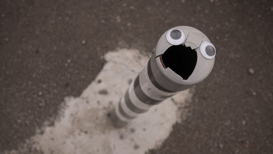 Someone In Bulgaria Is Putting Googly Eyes On Broken Street