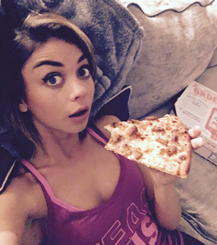 'Modern Family' Star Sarah Hyland Gets Body-Shamed, And Her Emotional Response Is Going Viral